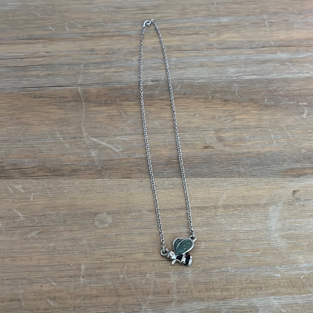 Silver bee necklace